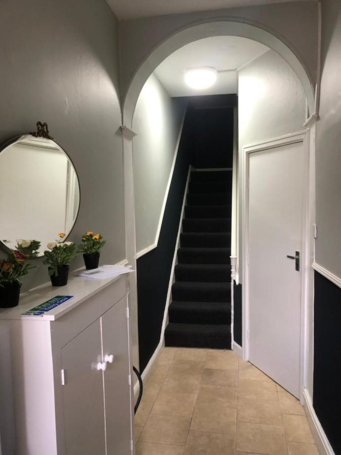 Granby House Holiday Apartments, Apartment 2, In The Old Town, Free On Street Parking Included Scarborough Kültér fotó